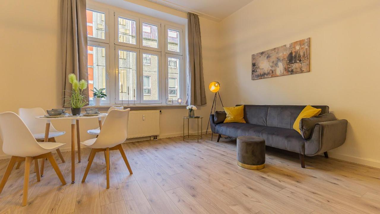 Cityapartment - 53 M², 2 Zimmer, Zentral, Netflix, Kueche, Waschmaschine Cottbus Ngoại thất bức ảnh